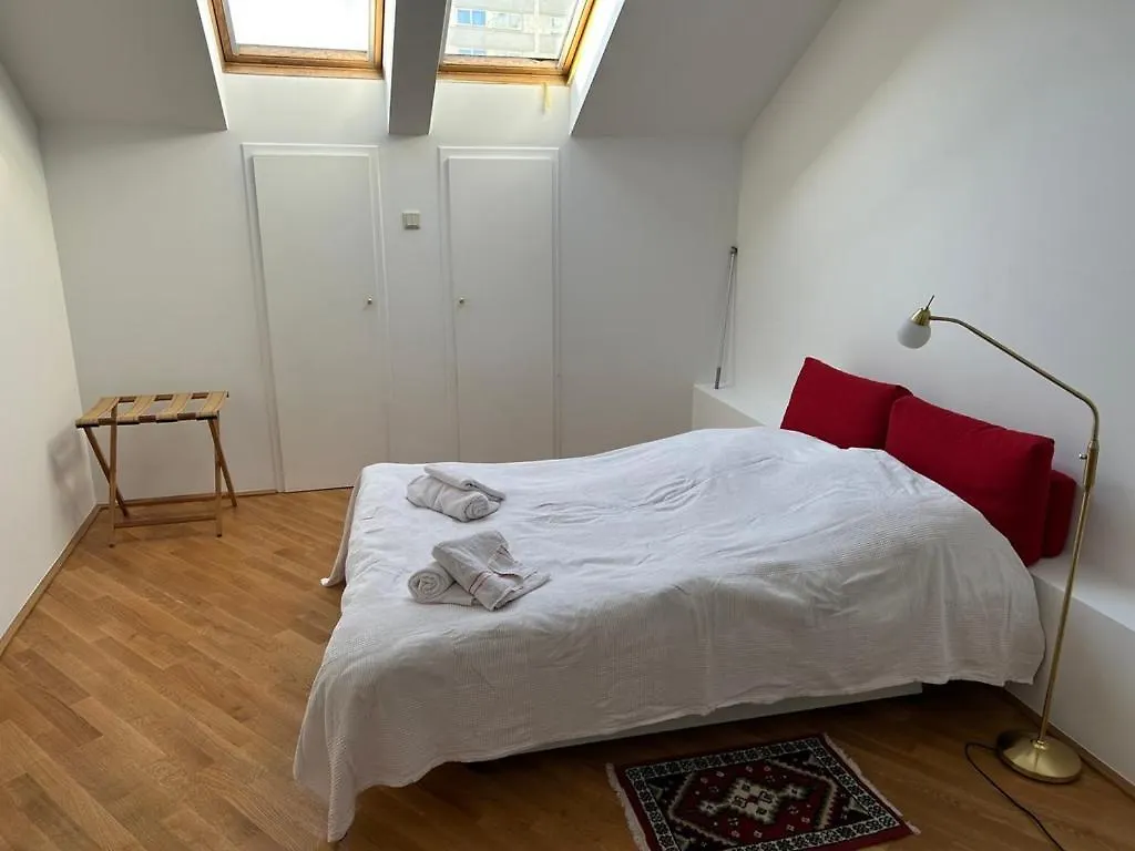 Green Haven Roofgarden Penthouse In Central Area Vienna Apartment