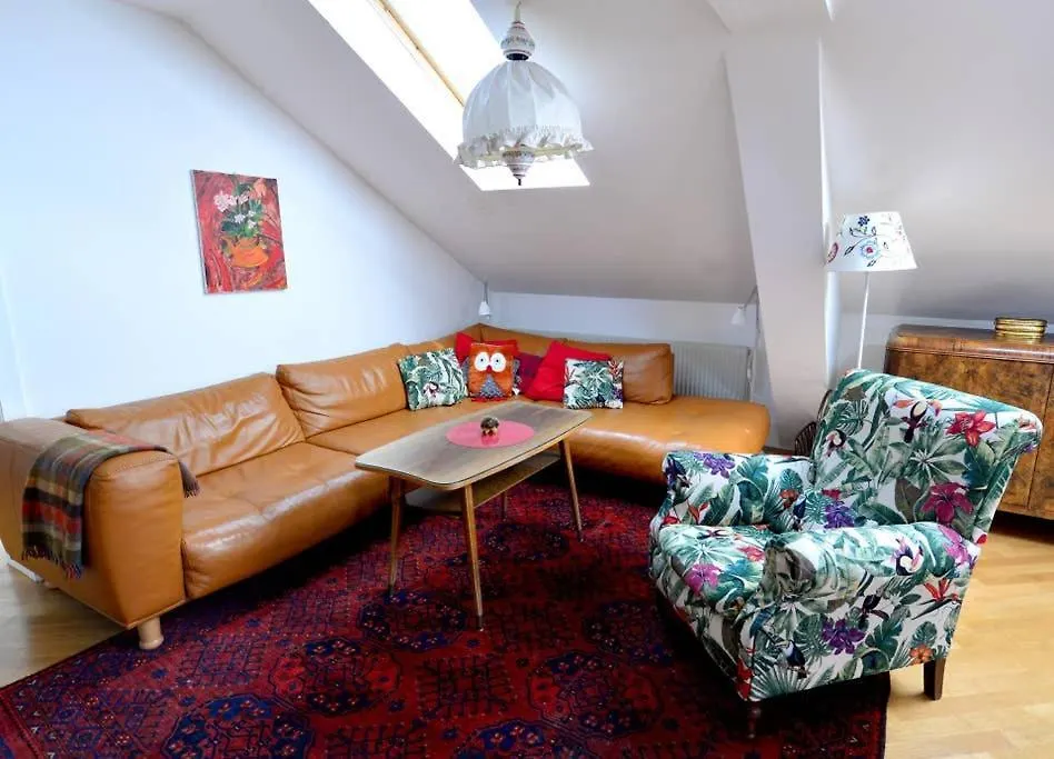 Green Haven Roofgarden Penthouse In Central Area Viena 0*,