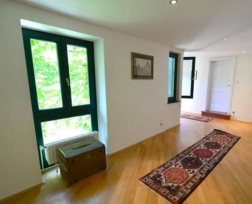 Green Haven Roofgarden Penthouse In Central Area Viena 0*,